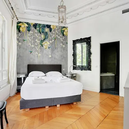 Magnificent Appt - 2bd-4p - Georges V - Champs-elysees