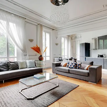 Apartment Magnificent Appt - 2bd-4p - Georges V - Champs-elysees