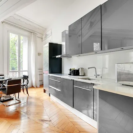 Magnificent Appt - 2bd-4p - Georges V - Champs-elysees 公寓