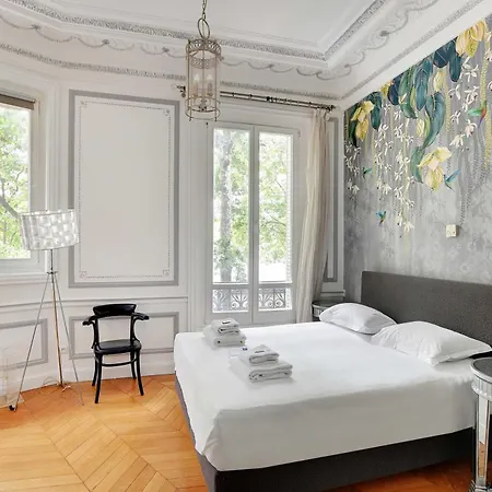 Magnificent Appt - 2bd-4p - Georges V - Champs-elysees 公寓 *